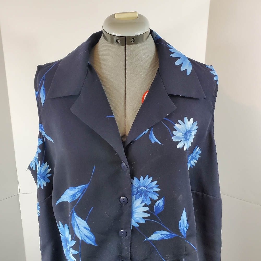 SOLD: Blue floral dress - Picture 3 of 4
